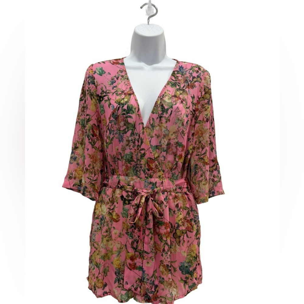 Gianni Bini Pink Floral Romper, size Medium